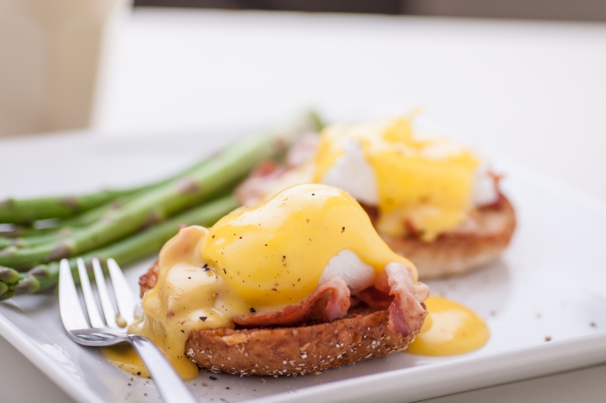 eggs Benedict; breakfast; brunch