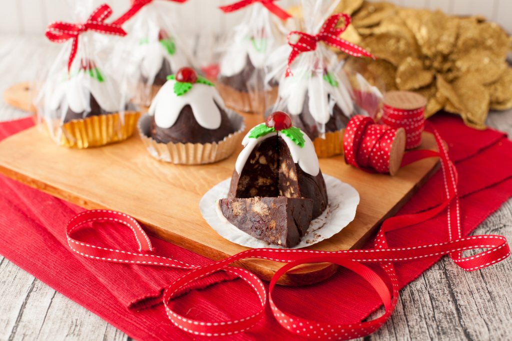 chocolate_biscuit_cake_christmas_puds_i_love_cooking