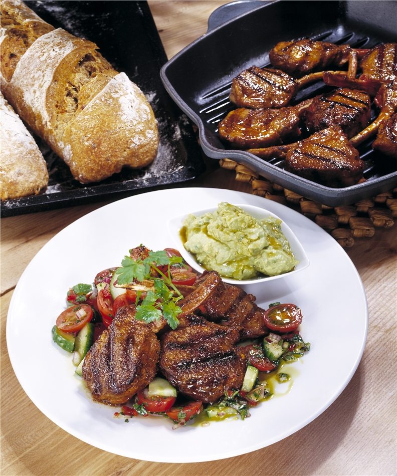 Spicy-lamb-cutlets-with-guacamole