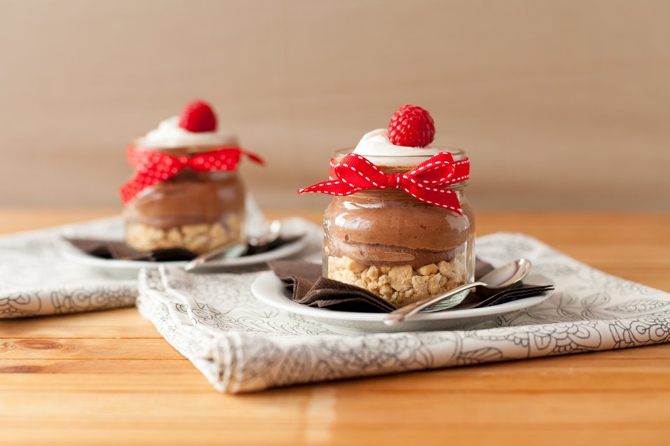 chocolate_mousse_pots_