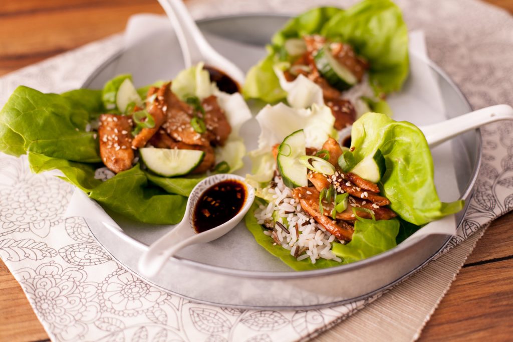 asian_chicken_lettuce_wraps_