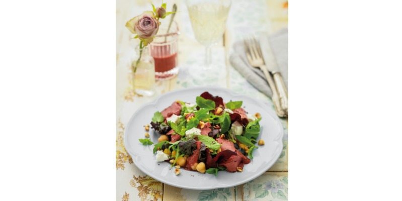 BEEF, BLUEBERRY & FETA SALAD