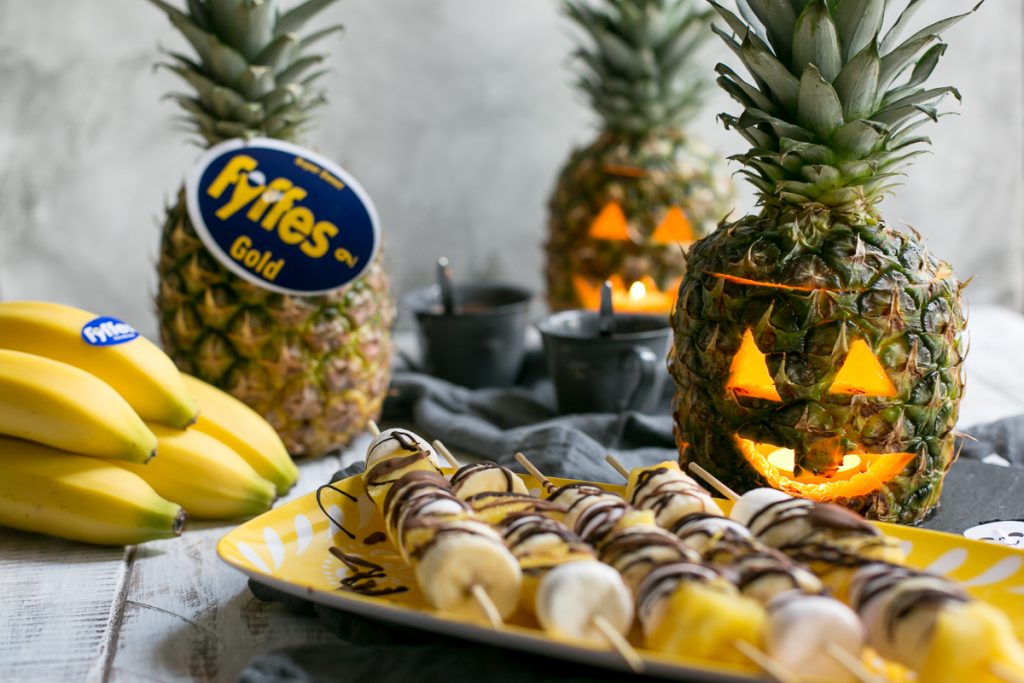 How to Carve a Pineapple for halloween