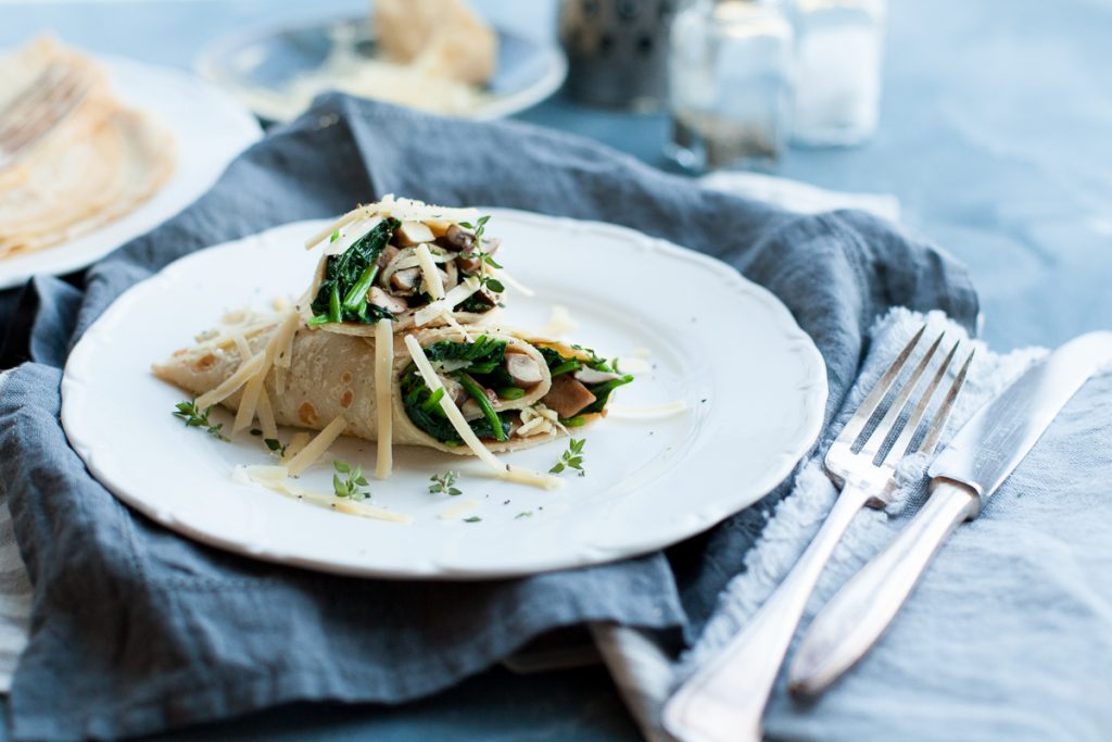 Mushroom Spinach & Cheese Pancakes, savoury pancakes, crepes, how to make to crepes, how to make pancakes, i love cooking pancake tuesday, pancake tuesday