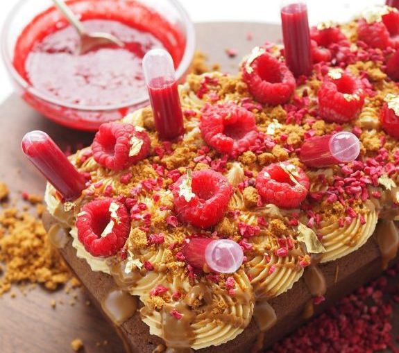 Biscoff, Raspberry and Roasted White Chocolate Cake