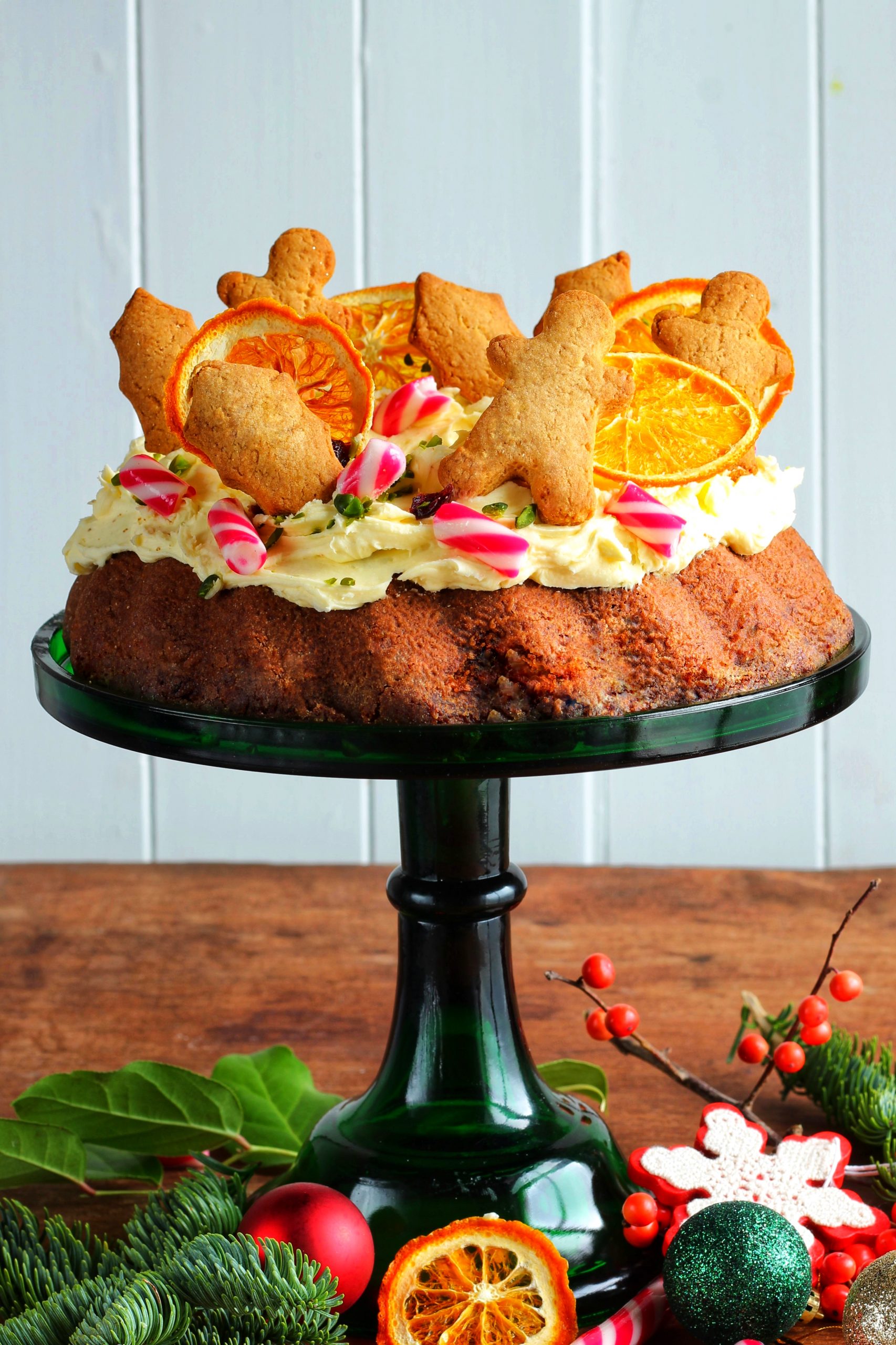 Spiced gingerbread bundt with cream cheese buttercream