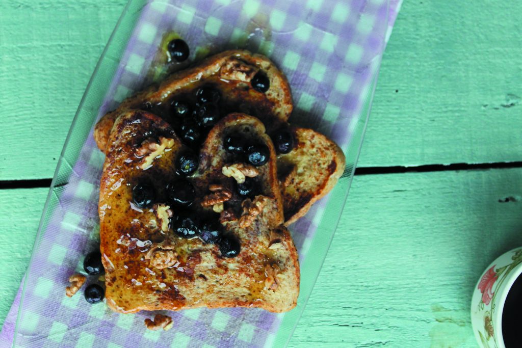 Spiced French Toast with Walnts and Mayple Syrup (1)