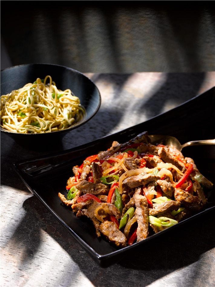 Lamb-Stir-fry-with-Leeks-and-Peppers