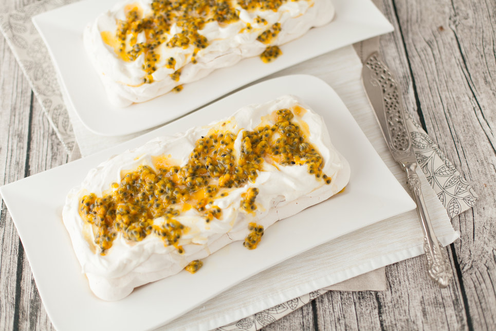passionfruit_pavlova_recipe_i_love_cooking