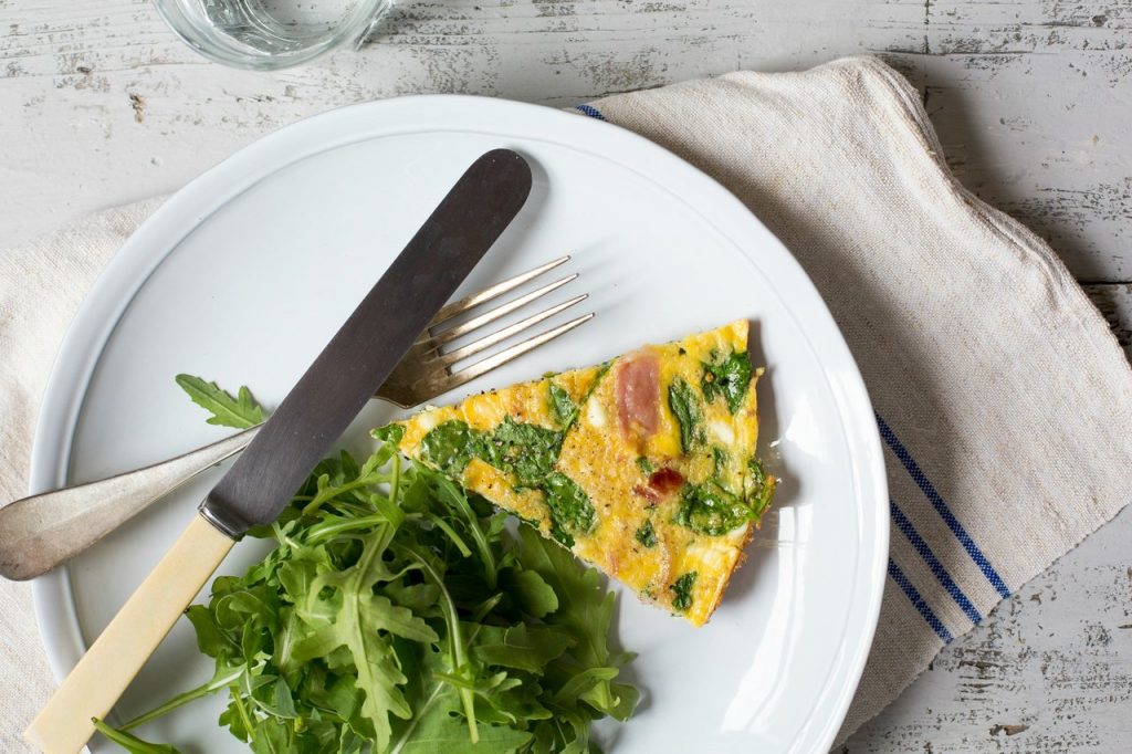 quinoa_frittata_with_spinach_and_feta_cheese_-_landscape