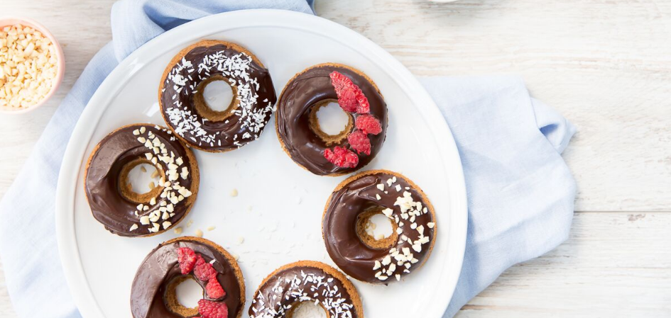 Baked Peanut Butter & Chocolate Donuts, Peachy Palate, I Love Cooking Ireland recipe videos, recipe videos, healthy donuts, cooking with kids