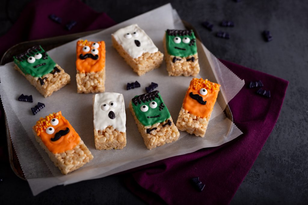 Halloween Krispie Treats, I Love Cooking Ireland, Irish Recipe website, halloween treats, halloween recipe, kids halloween recipes