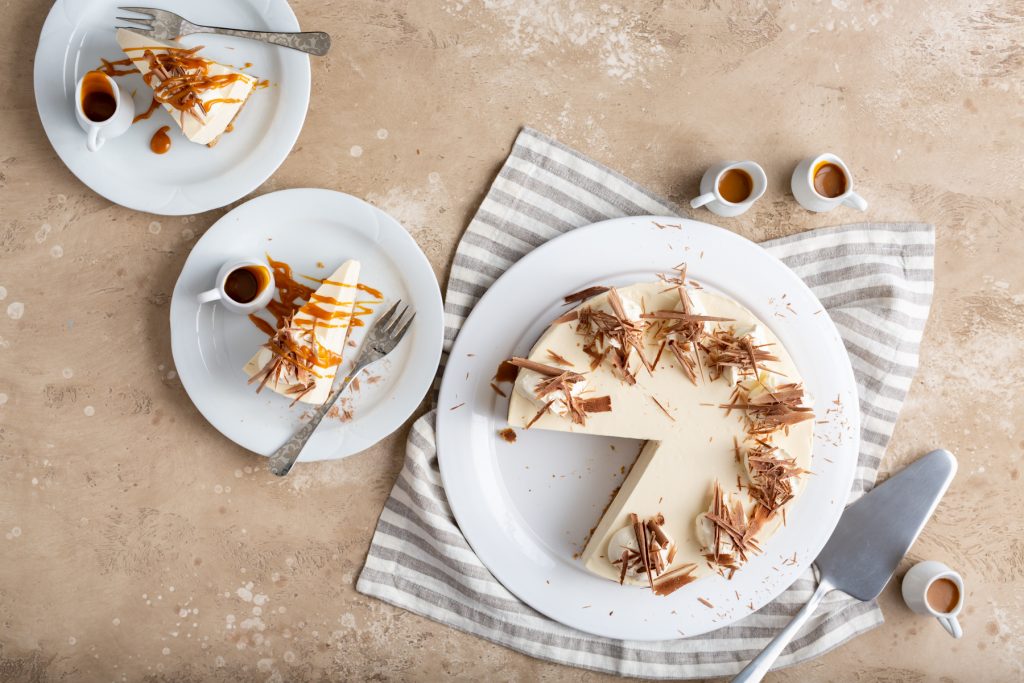 Baileys, Chocolate & Caramel Cheesecake, Baileys cheesecake, how to make cheesecake, baileys recipes, dessert recipes, st Patricks day recipe, I love cooking cheesecake recipe