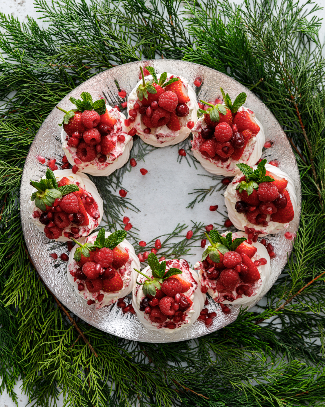 Christmas Meringue Wreath