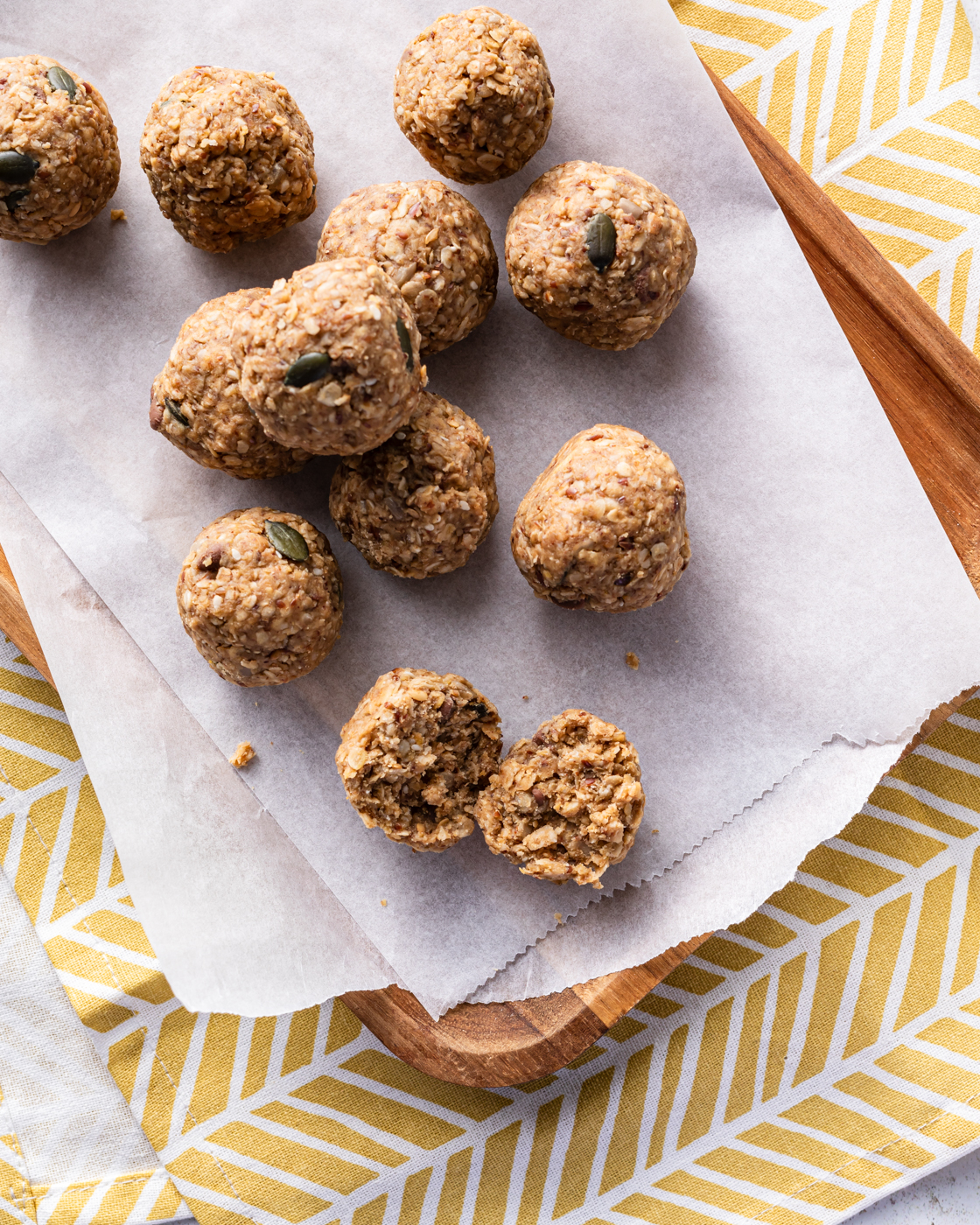 Nut Free Seed & Choc Chip Snack Balls